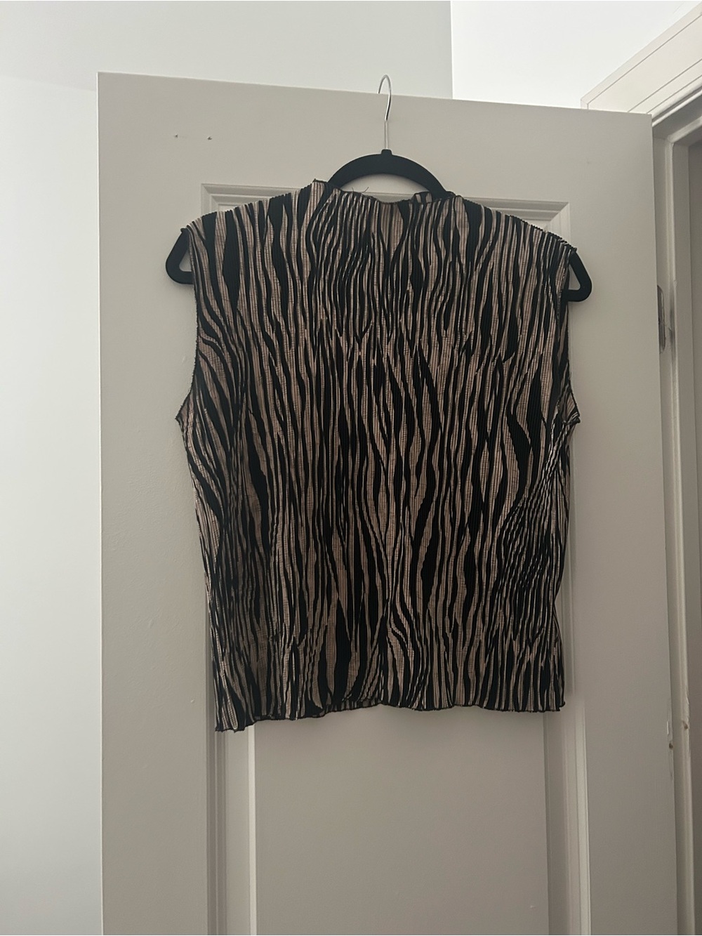 Vintage Jaipur Zebra Print Pleated Funnel Neck Blouse, size M